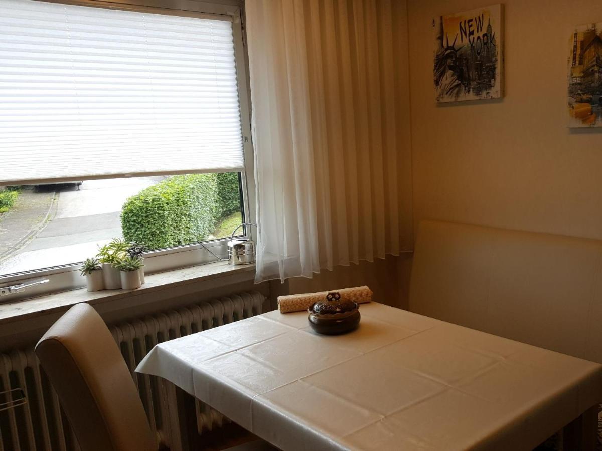 Ferienwohnungen Am Finkenweg 베슈트비크 외부 사진