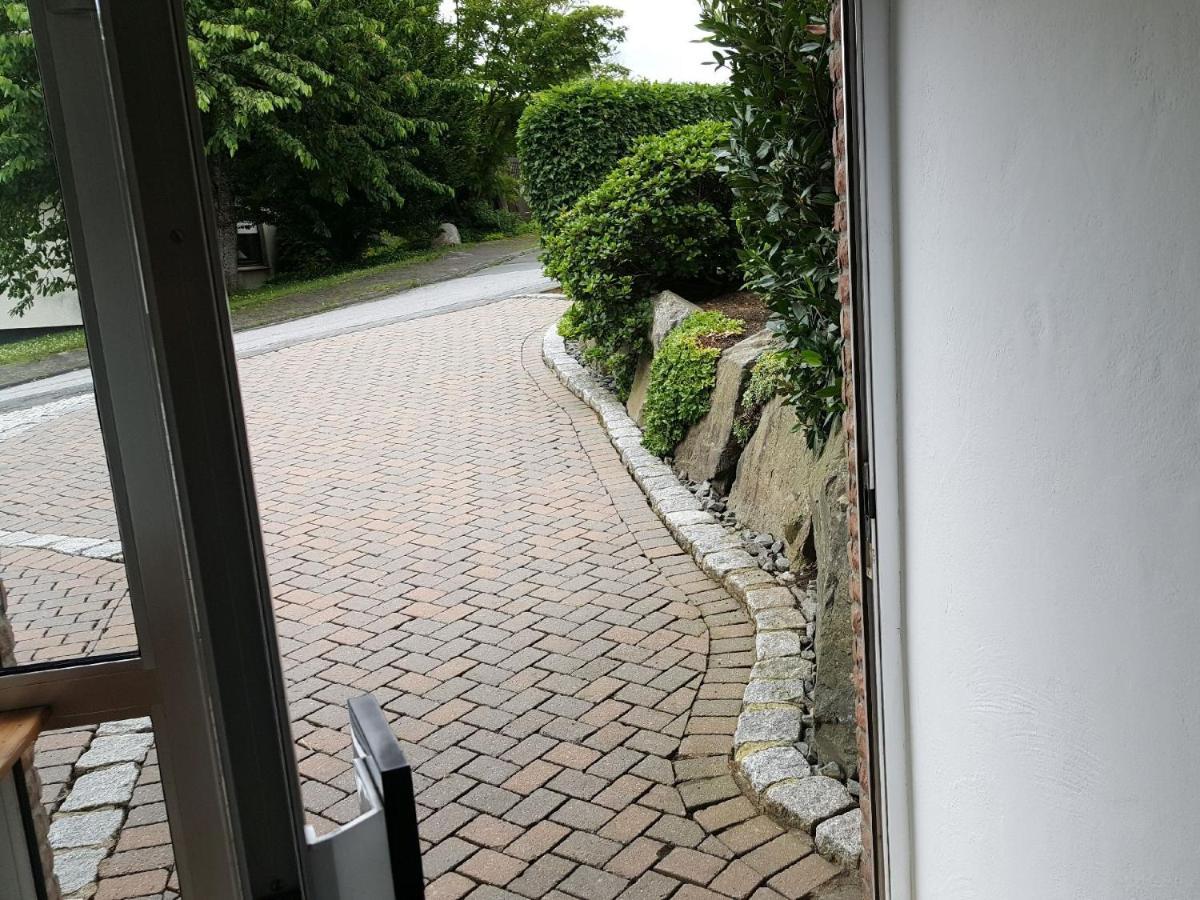 Ferienwohnungen Am Finkenweg 베슈트비크 외부 사진